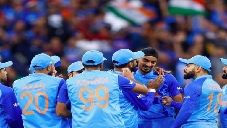 India defeats Zimbabwe to go to the semi-finals against England