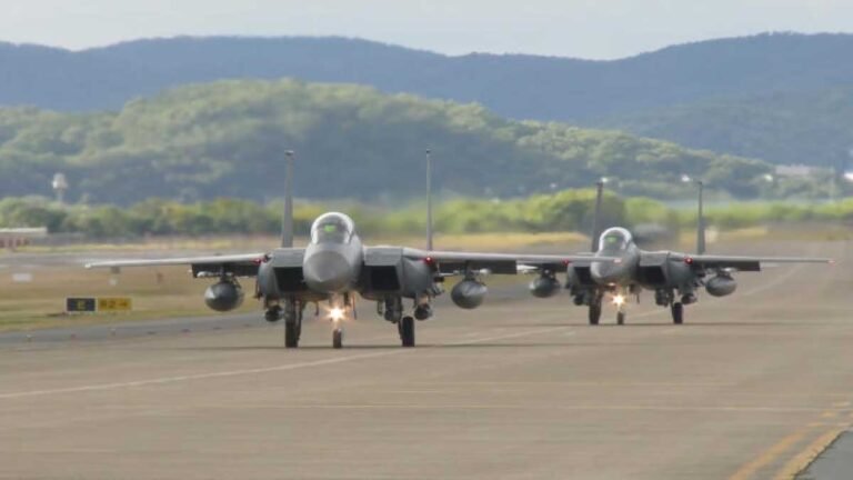 In an effort to escalate tensions, rival Koreas scramble warplanes.