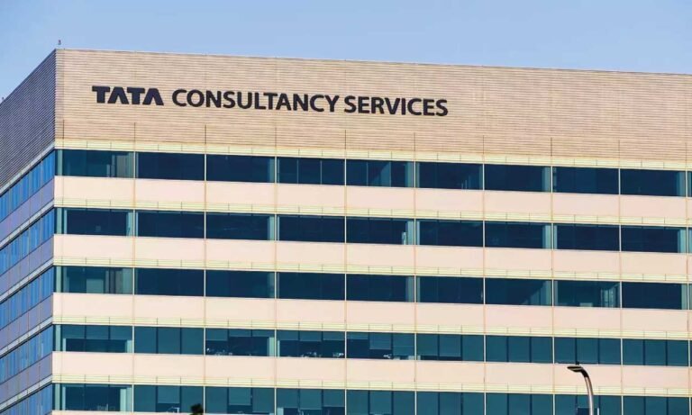 Good News for Technologists! TCS Makes a Big Announcement, ToHire Over 1.25 Lakh People Soon